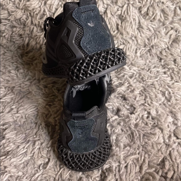 Adidas 4D shoes - Picture 4 of 4